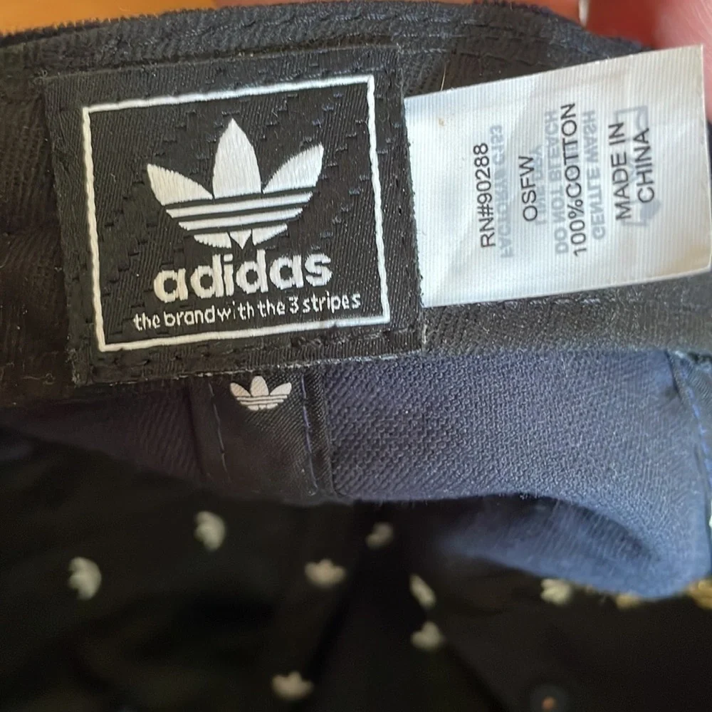 ADIDAS 6 Panel Velvet Feel Cap
